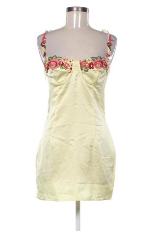 Šaty  Pretty Little Thing, Velikost M, Barva Vícebarevné, Cena  899,00 Kč