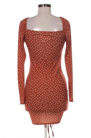 Рокля Pretty Little Thing, Размер M, Цвят Многоцветен, Цена 13,06 €