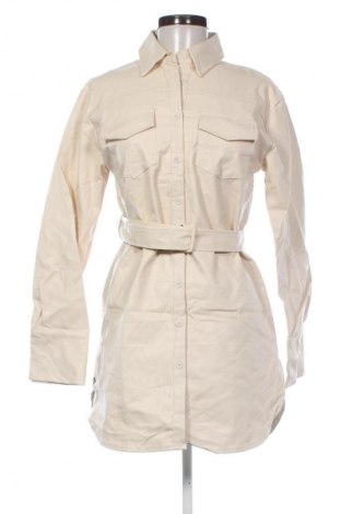 Sukienka Pretty Little Thing, Rozmiar S, Kolor ecru, Cena 98,99 zł