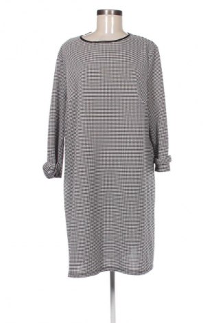 Рокля Primark, Размер XXL, Цвят Многоцветен, Цена 7,15 €