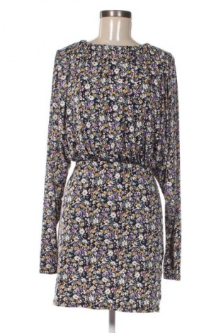 Рокля Pull&Bear, Размер S, Цвят Многоцветен, Цена 12,78 €
