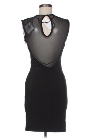 Šaty  Pull&Bear, Velikost M, Barva Černá, Cena  669,00 Kč