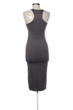 Рокля Reserved, Размер S, Цвят Сив, Цена 18,40 €