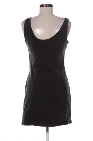 Рокля Reserved, Размер S, Цвят Черен, Цена 13,06 €