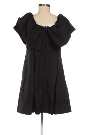 Рокля Reserved, Размер XL, Цвят Черен, Цена 25,05 €