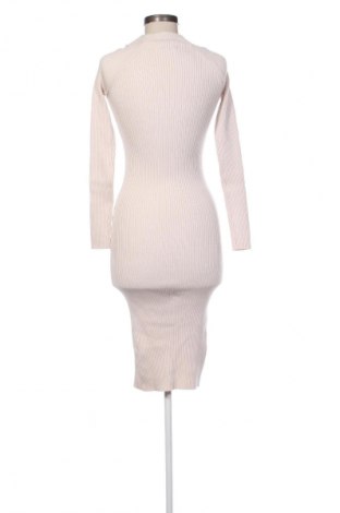 Рокля Reserved, Размер M, Цвят Бежов, Цена 12,27 €