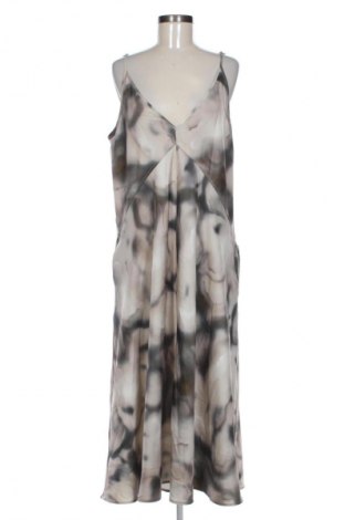 Рокля Reserved, Размер XL, Цвят Многоцветен, Цена 24,54 €