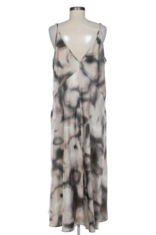 Рокля Reserved, Размер XL, Цвят Многоцветен, Цена 24,54 €