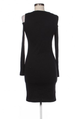 Sukienka Reserved, Rozmiar M, Kolor Czarny, Cena 89,99 zł