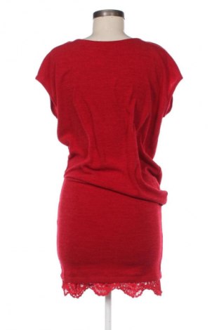 Рокля Rinascimento, Размер M, Цвят Червен, Цена 29,14 €