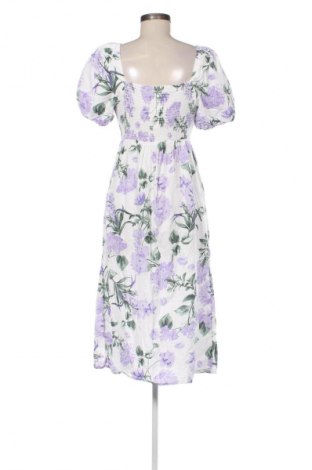 Kleid River Island, Größe M, Farbe Mehrfarbig, Preis 43,51 €