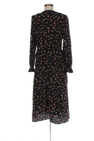 Рокля SHEIN, Размер M, Цвят Многоцветен, Цена 7,15 €