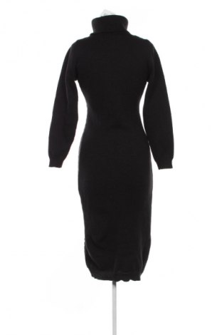 Рокля SHEIN, Размер S, Цвят Черен, Цена 10,73 €