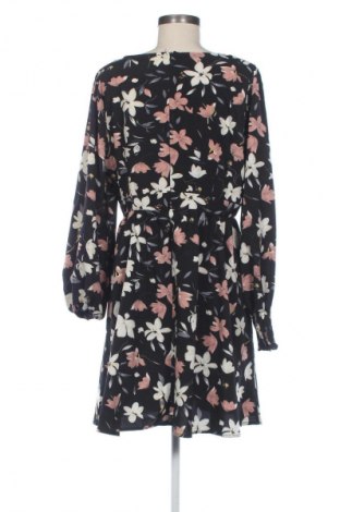 Φόρεμα SHEIN, Μέγεθος XL, Χρώμα Πολύχρωμο, Τιμή 8,76 €