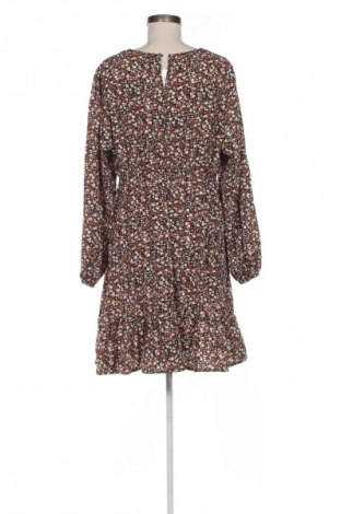 Sukienka SHEIN, Rozmiar XL, Kolor Kolorowy, Cena 42,99 zł