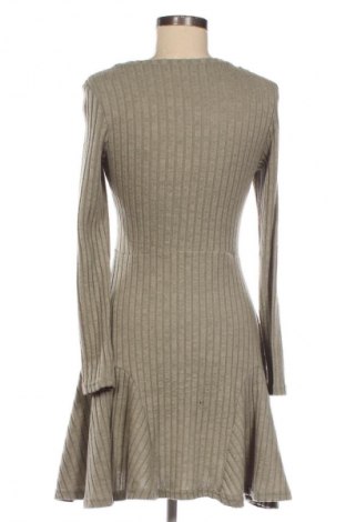 Рокля SHEIN, Размер M, Цвят Зелен, Цена 8,09 €