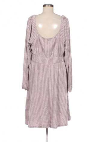 Рокля SHEIN, Размер 3XL, Цвят Пепел от рози, Цена 8,69 €