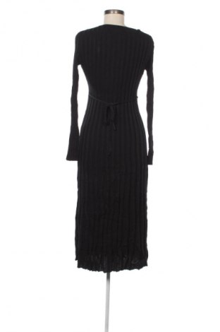 Рокля Showpo, Размер XS, Цвят Черен, Цена 5,62 €