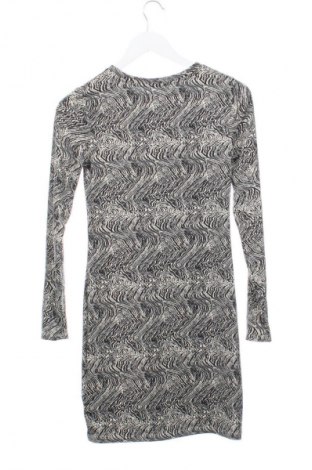 Рокля Sinsay, Размер M, Цвят Многоцветен, Цена 18,22 €