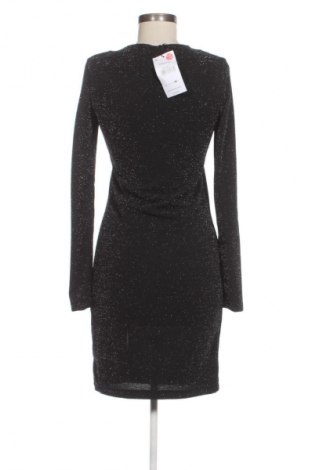 Рокля Sinsay, Размер L, Цвят Черен, Цена 7,57 €