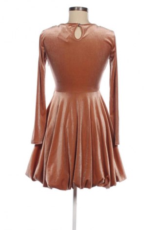 Kleid Sinsay, Größe S, Farbe Beige, Preis 24,99 €