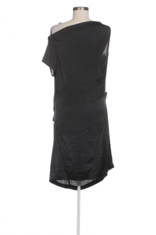 Рокля Sisley, Размер S, Цвят Черен, Цена 20,96 €