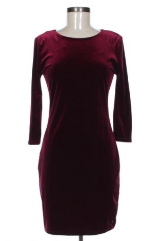 Šaty  Tally Weijl, Velikost L, Barva Červená, Cena  139,00 Kč