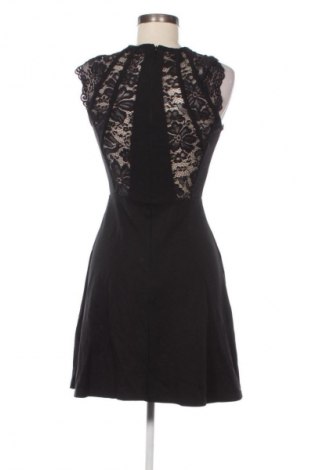 Рокля Tally Weijl, Размер S, Цвят Черен, Цена 7,15 €