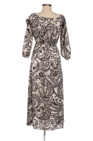 Sukienka The Fated, Rozmiar S, Kolor Kolorowy, Cena 270,71 zł