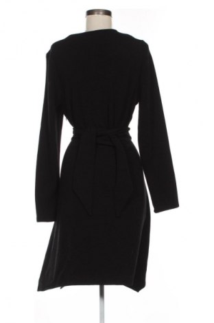 Φόρεμα Top Secret, Μέγεθος M, Χρώμα Μαύρο, Τιμή 7,99 €