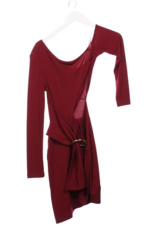 Rochie Trendyol, Mărime M, Culoare Roșu, Preț 120,99 Lei