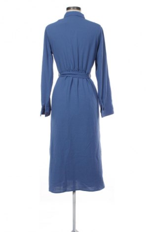 Sukienka Trendyol, Rozmiar M, Kolor Niebieski, Cena 109,99 zł