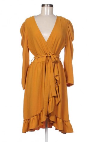 Sukienka Trendyol, Rozmiar M, Kolor Pomarańczowy, Cena 109,99 zł