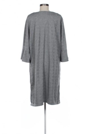 Рокля Ulla Popken, Размер XXL, Цвят Многоцветен, Цена 12,27 €