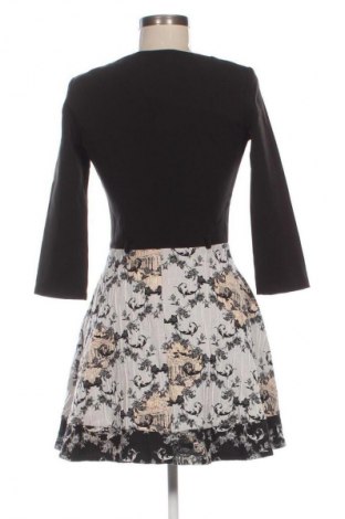 Šaty  Unbranded, Velikost S, Barva Vícebarevné, Cena  239,00 Kč