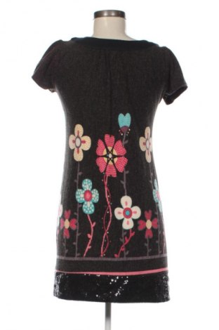 Рокля Unbranded, Размер M, Цвят Многоцветен, Цена 13,29 €