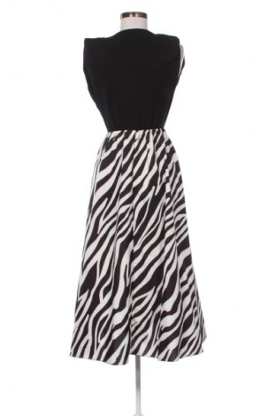 Рокля Unbranded, Размер M, Цвят Многоцветен, Цена 19,97 €