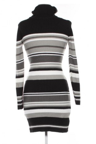 Рокля Unbranded, Размер XS, Цвят Многоцветен, Цена 8,18 €