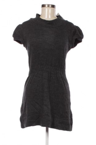 Рокля Unbranded, Размер M, Цвят Сив, Цена 2,04 €