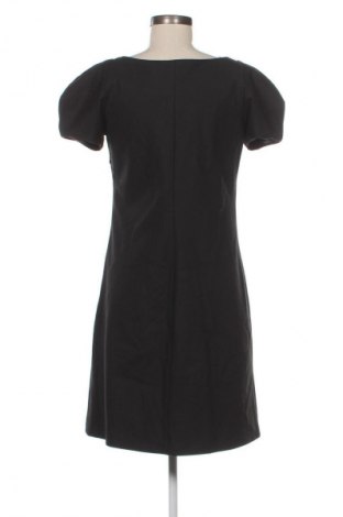 Рокля United Colors Of Benetton, Размер M, Цвят Черен, Цена 8,69 €