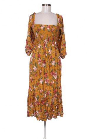 Рокля Urban Outfitters, Размер S, Цвят Многоцветен, Цена 25,00 €