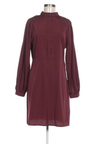 Рокля VILA, Размер M, Цвят Червен, Цена 10,22 €