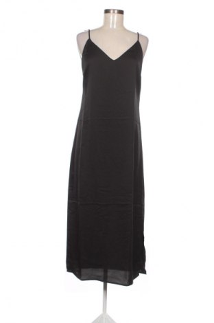 Рокля VILA, Размер M, Цвят Черен, Цена 29,14 €