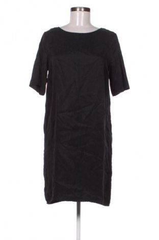 Рокля VILA, Размер S, Цвят Черен, Цена 11,75 €