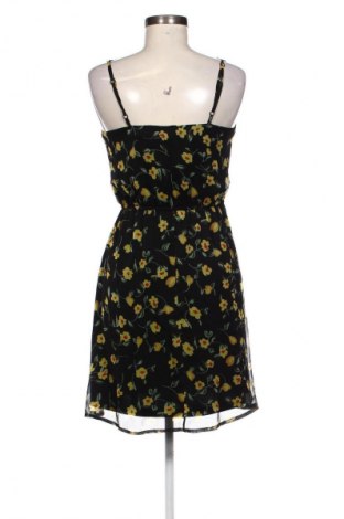 Рокля Vero Moda, Размер XS, Цвят Многоцветен, Цена 17,38 €