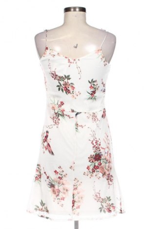 Рокля Vero Moda, Размер XS, Цвят Многоцветен, Цена 28,21 €