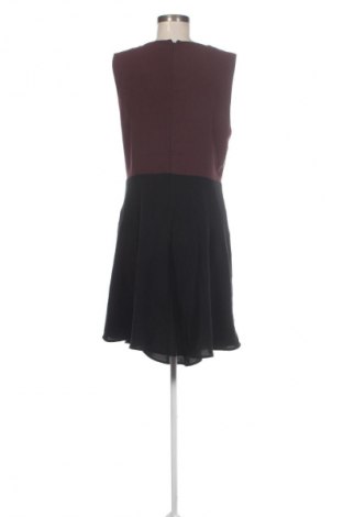 Рокля Vero Moda, Размер XL, Цвят Многоцветен, Цена 10,73 €