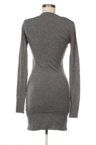 Рокля Verty, Размер L, Цвят Сив, Цена 19,26 €