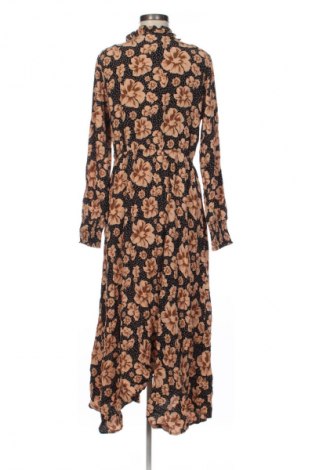 Šaty  Y.A.S, Velikost M, Barva Vícebarevné, Cena  1 879,00 Kč