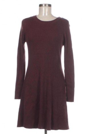 Šaty  Yessica, Velikost M, Barva Červená, Cena  179,00 Kč